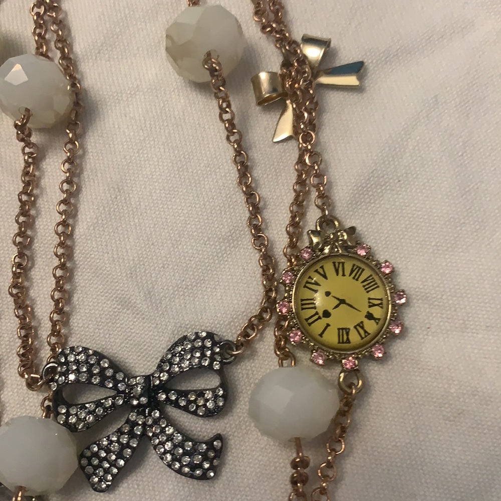 BETSEY JOHNSON THREE CHAIN Layered Necklace WITH CHARMS Clock watch - Picture 14 of 15